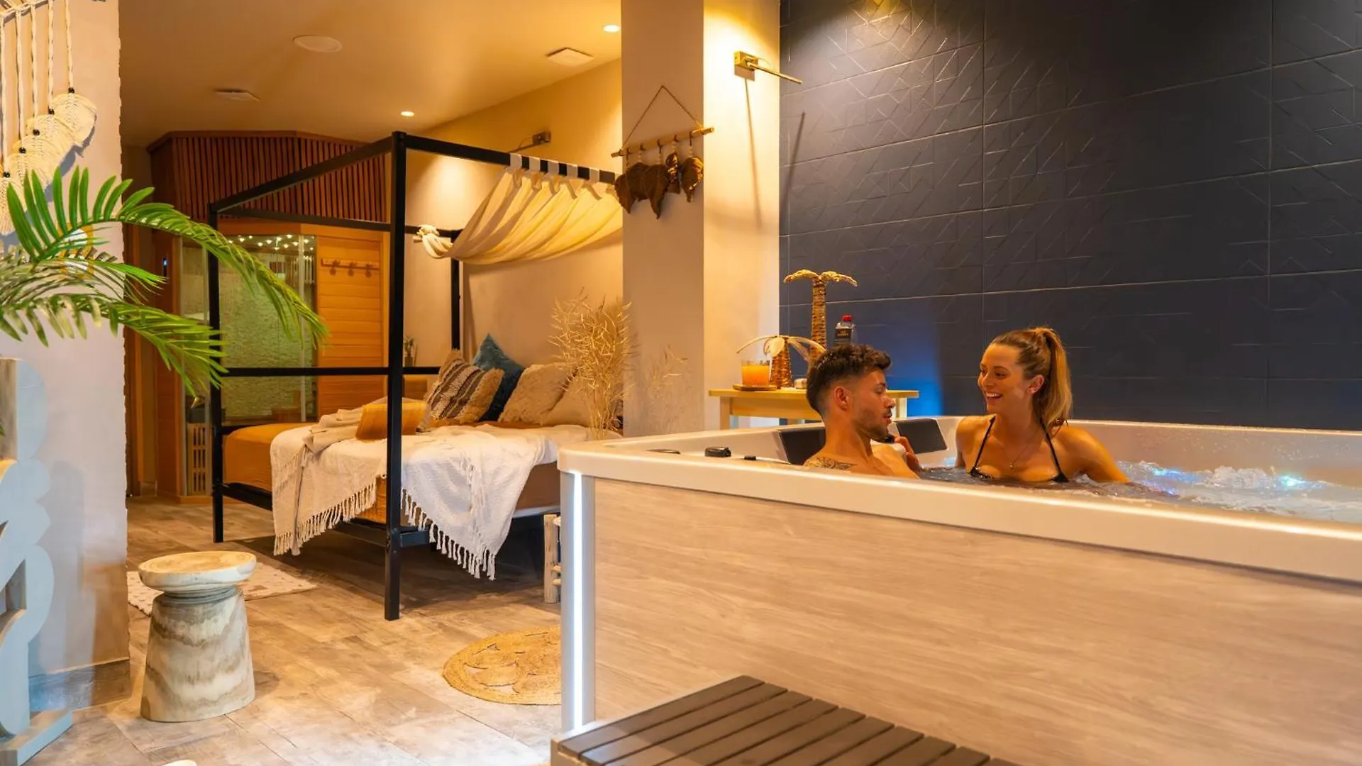 Отель Pandora Spa Лилль Франция